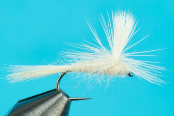 Barbless Parachute Light Cahill - Hazy Fly Fishing