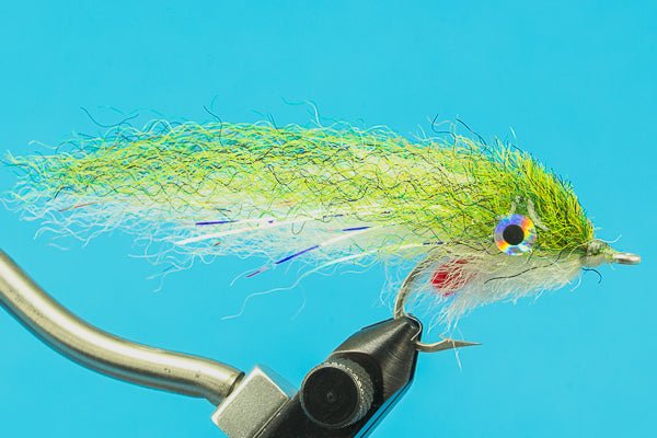Minnow Olive/White - Hazy Fly Fishing
